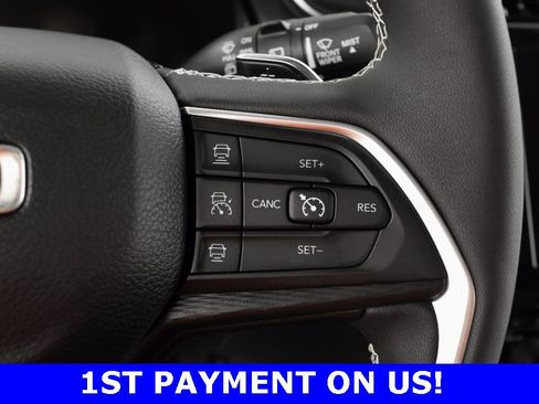 Certified 2023 Jeep Grand Cherokee Laredo w/ Luxury Tech Group I image 25