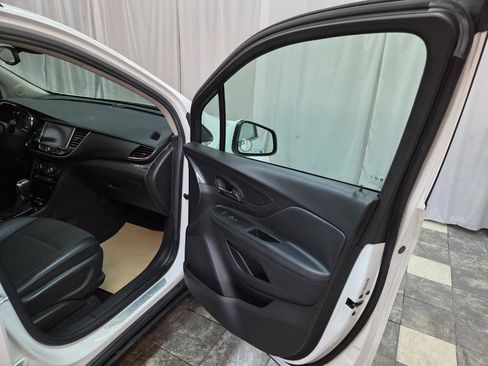 Used 2017 Buick Encore Preferred image 10