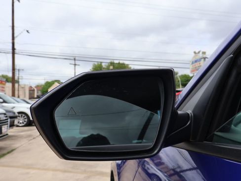 Used 2023 Hyundai Elantra SEL w/ Preferred Accessory Package FWD image 13