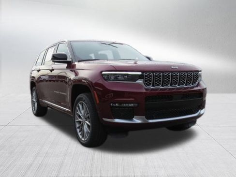 New 2025 Jeep Grand Cherokee L Summit image 9