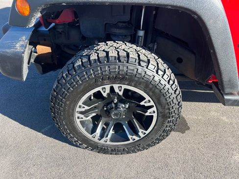 Used 2014 Jeep Wrangler Unlimited Sport image 12