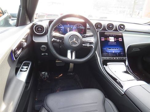 Used 2025 Mercedes-Benz C 300 4MATIC Sedan image 8