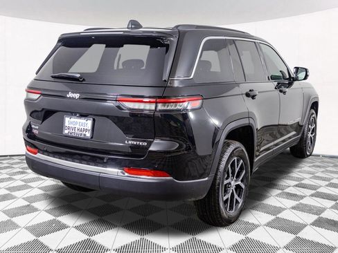New 2025 Jeep Grand Cherokee Limited image 9