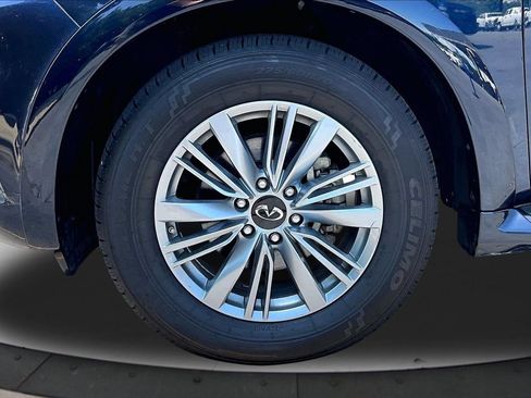 Used 2024 INFINITI QX80 Luxe AWD/4WD image 34
