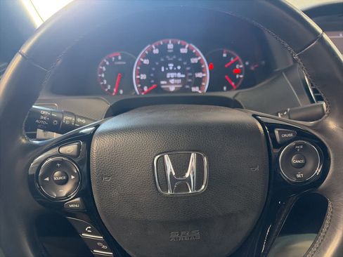 Used 2017 Honda Accord EX-L image 28