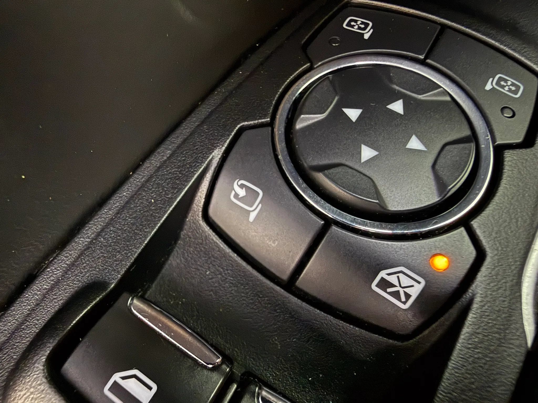 Used 2019 Lincoln MKC Select w/ MKC Climate Package FWD image 22