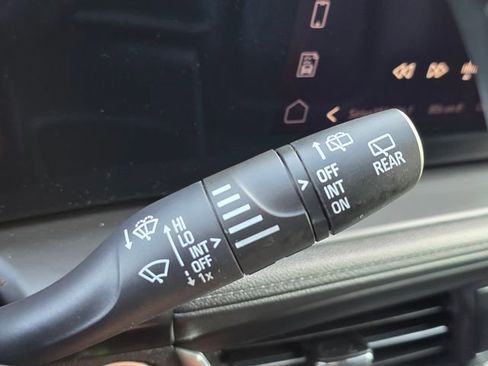 Used 2024 Buick Encore GX Sport Touring FWD image 40