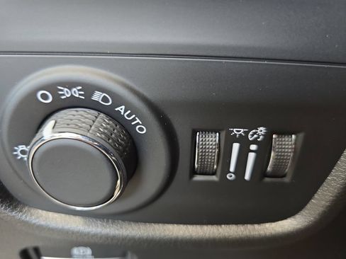 New 2026 Jeep Grand Cherokee L Laredo AWD/4WD image 27