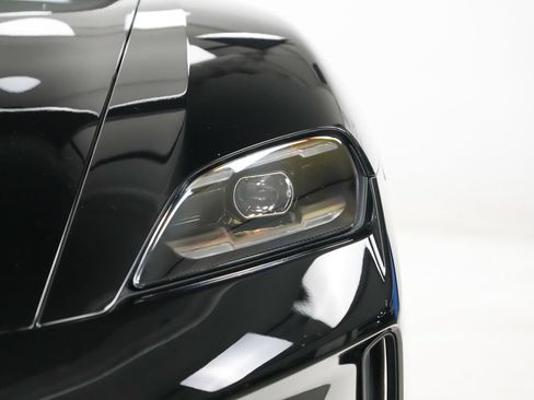Certified 2025 Porsche Taycan 4S AWD/4WD image 7