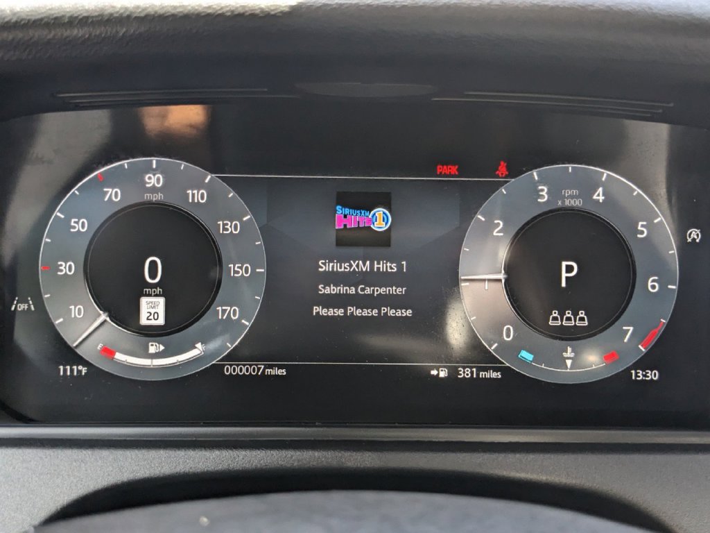 New 2025 Land Rover Range Rover Velar Dynamic SE AWD/4WD image 24