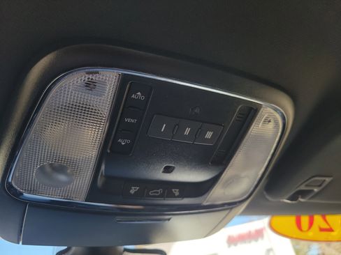 Used 2020 Dodge Durango R/T w/ Technology Group image 20