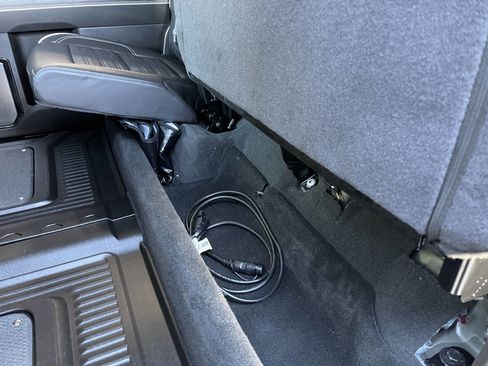 Used 2024 GMC Sierra 2500 AT4X image 31