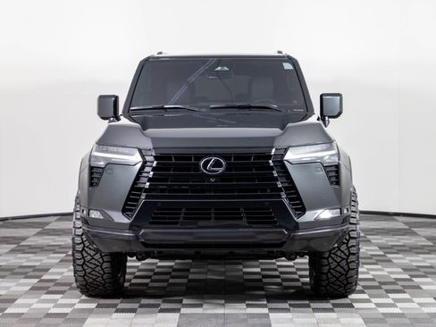 Used 2026 Lexus GX 550 w/ Accessory Package (2T) image 12