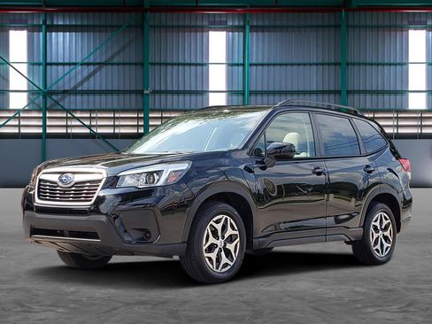 Used 2020 Subaru Forester Premium AWD/4WD image 1