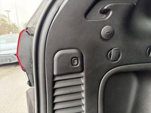 Used 2021 Jeep Grand Cherokee Laredo X image 13