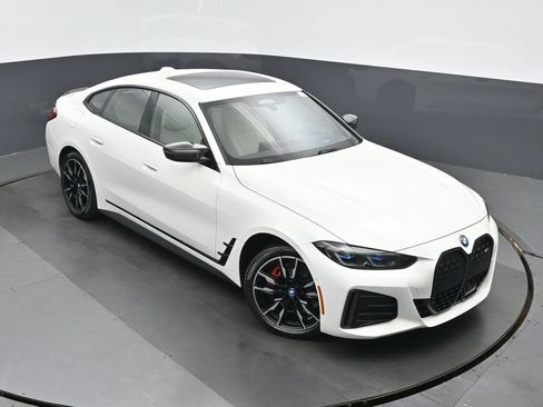 Used 2023 BMW i4 M50 w/ M Carbon Exterior Package AWD/4WD image 33