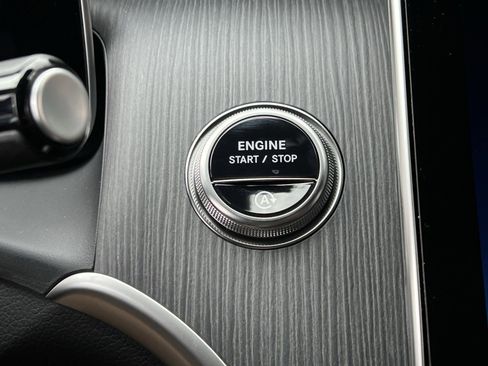 New 2026 Mercedes-Benz GLC 300 4MATIC image 31