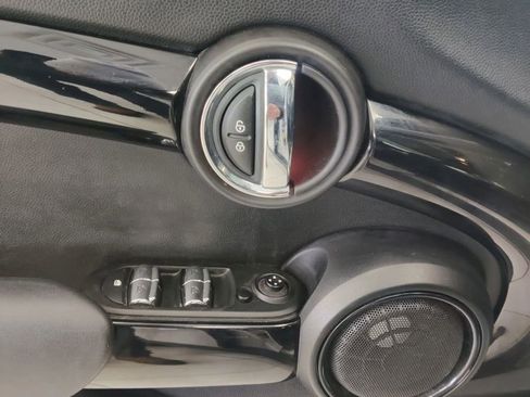 Used 2016 MINI Cooper S image 35