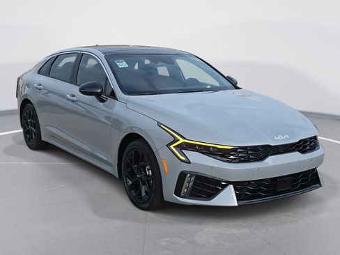 New 2026 Kia K5 GT-Line image 3