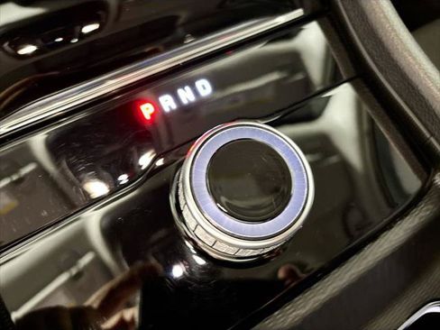 Certified 2023 Jeep Grand Cherokee Laredo X AWD/4WD image 18