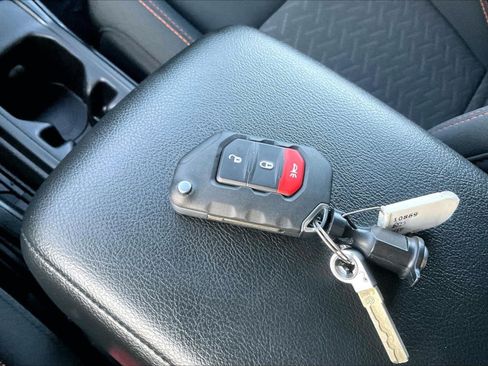 Used 2023 Jeep Gladiator Mojave w/ Trailer Tow Package AWD/4WD image 10