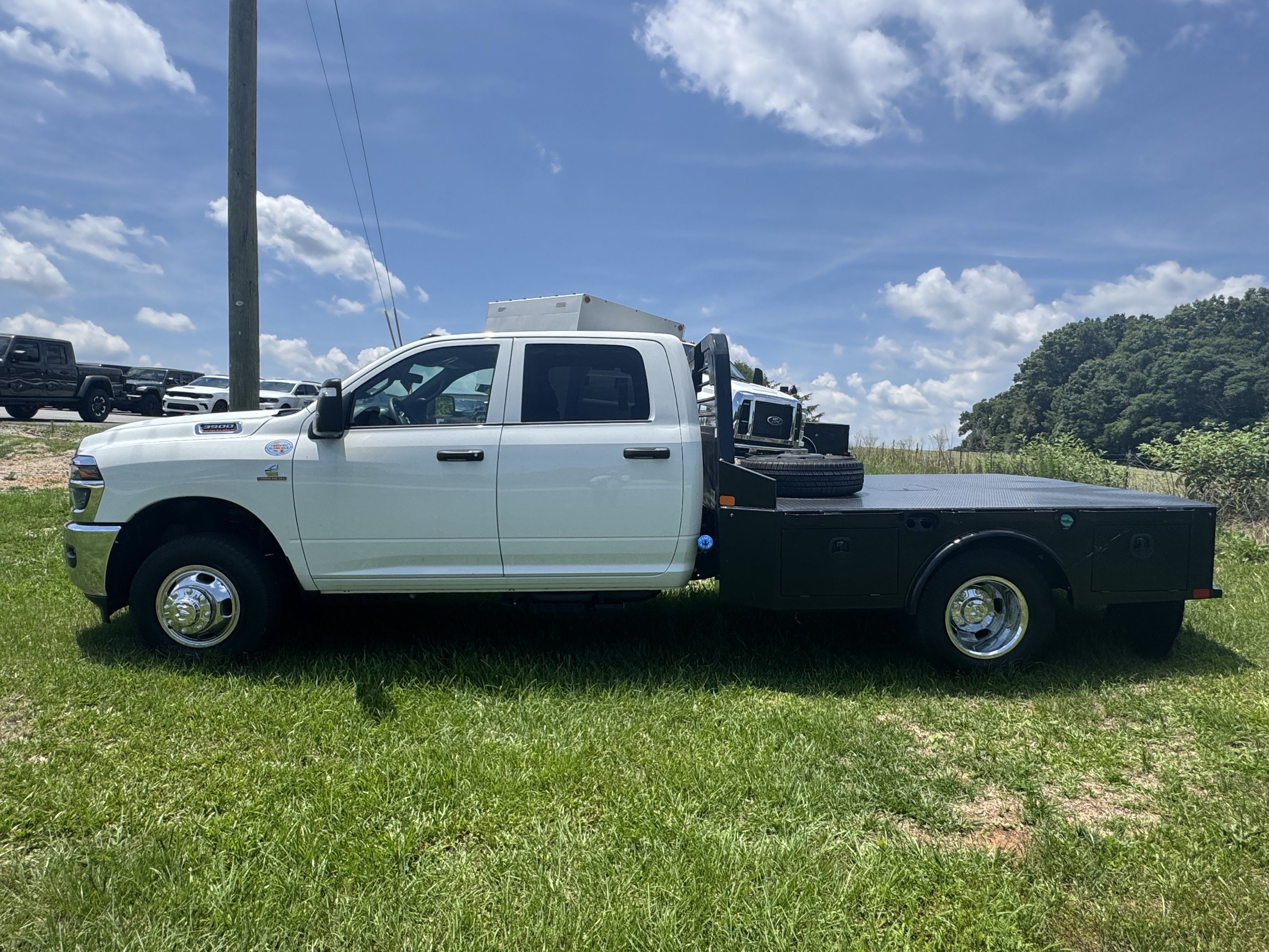 New 2026 Ford F350 XL w/ XL Chrome Package AWD/4WD image 8
