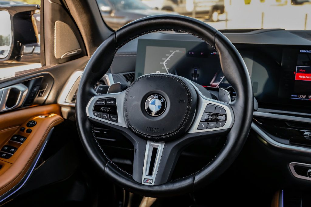 Used 2024 BMW X5 M60i AWD/4WD image 15