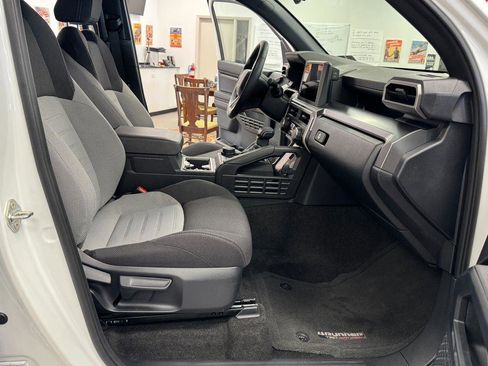 Used 2025 Toyota 4Runner TRD Off-Road image 14