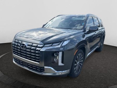 Used 2023 Hyundai Palisade Calligraphy image 7