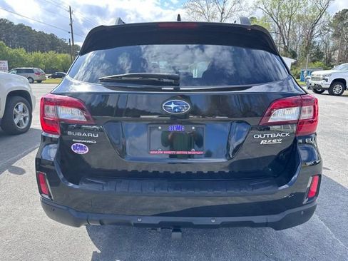 Used 2017 Subaru Outback 2.5i Limited AWD/4WD image 5