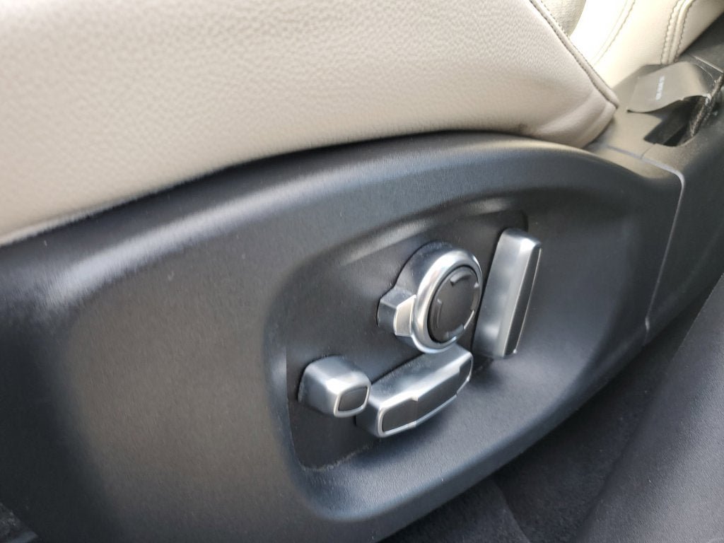 Used 2019 Jaguar F-PACE S AWD/4WD image 20