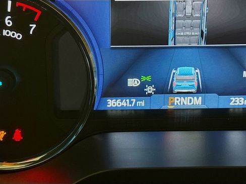 Used 2022 Ford Expedition XLT image 12