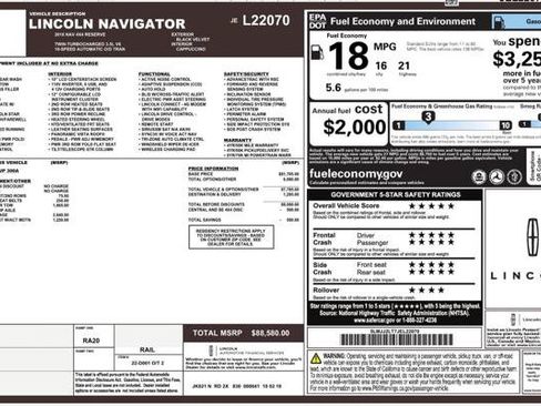 Used 2018 Lincoln Navigator Reserve w/ Technology Package AWD/4WD image 4