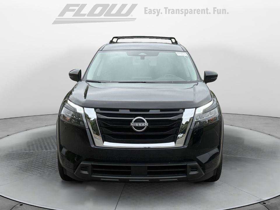 Certified 2025 Nissan Pathfinder SV FWD image 2
