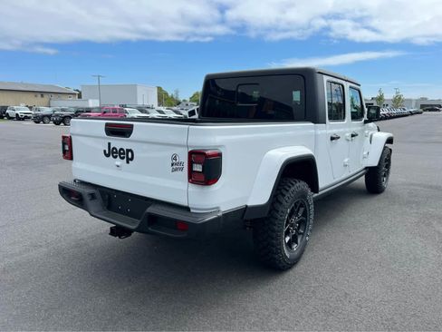 New 2025 Jeep Gladiator Sport image 8