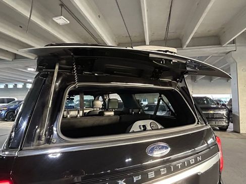 Used 2023 Ford Expedition Max Platinum image 46