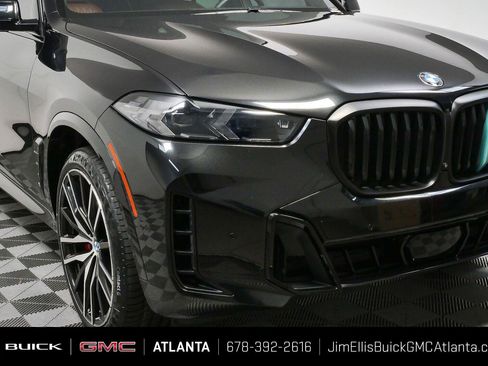 Used 2024 BMW X5 xDrive40i w/ M Sport Package AWD/4WD image 36