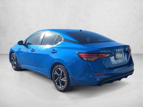 Used 2024 Nissan Sentra SV image 7