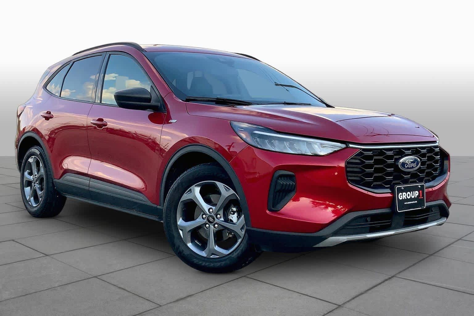 Used 2025 Ford Escape ST-Line FWD image 3