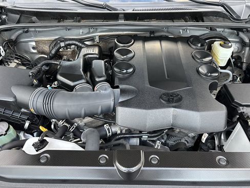 Used 2023 Toyota 4Runner SR5 Premium image 11