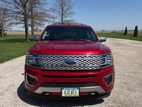 Used 2021 Ford Expedition Platinum AWD/4WD image 8
