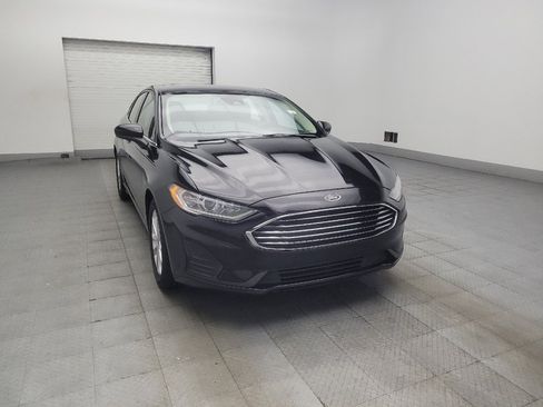 Used 2020 Ford Fusion SE FWD image 13