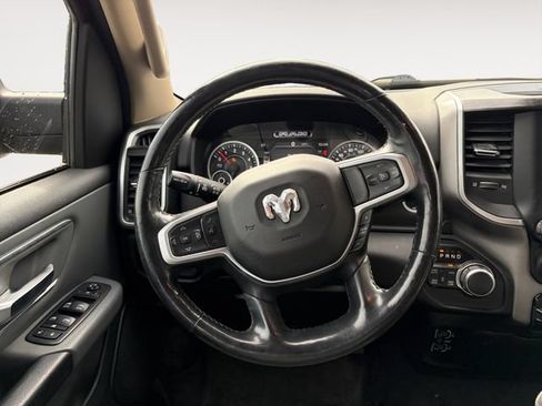 Used 2019 RAM 1500 Big Horn AWD/4WD image 12