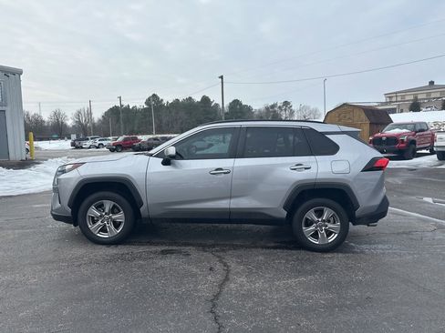 Used 2023 Toyota RAV4 XLE image 6