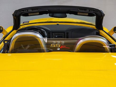 Used 2004 Chevrolet SSR w/ Preferred Equipment Group image 24