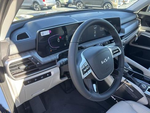 New 2025 Kia Telluride EX image 11