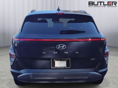 Used 2024 Hyundai Kona Limited image 7
