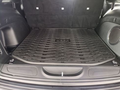 Used 2021 Jeep Grand Cherokee Laredo X image 26