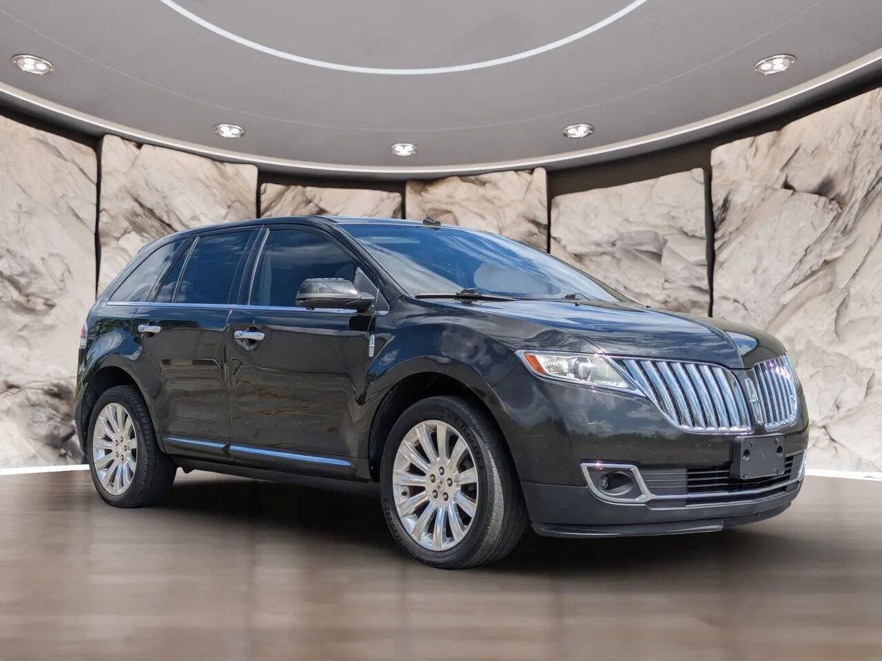 Used 2012 Lincoln MKX AWD image 14