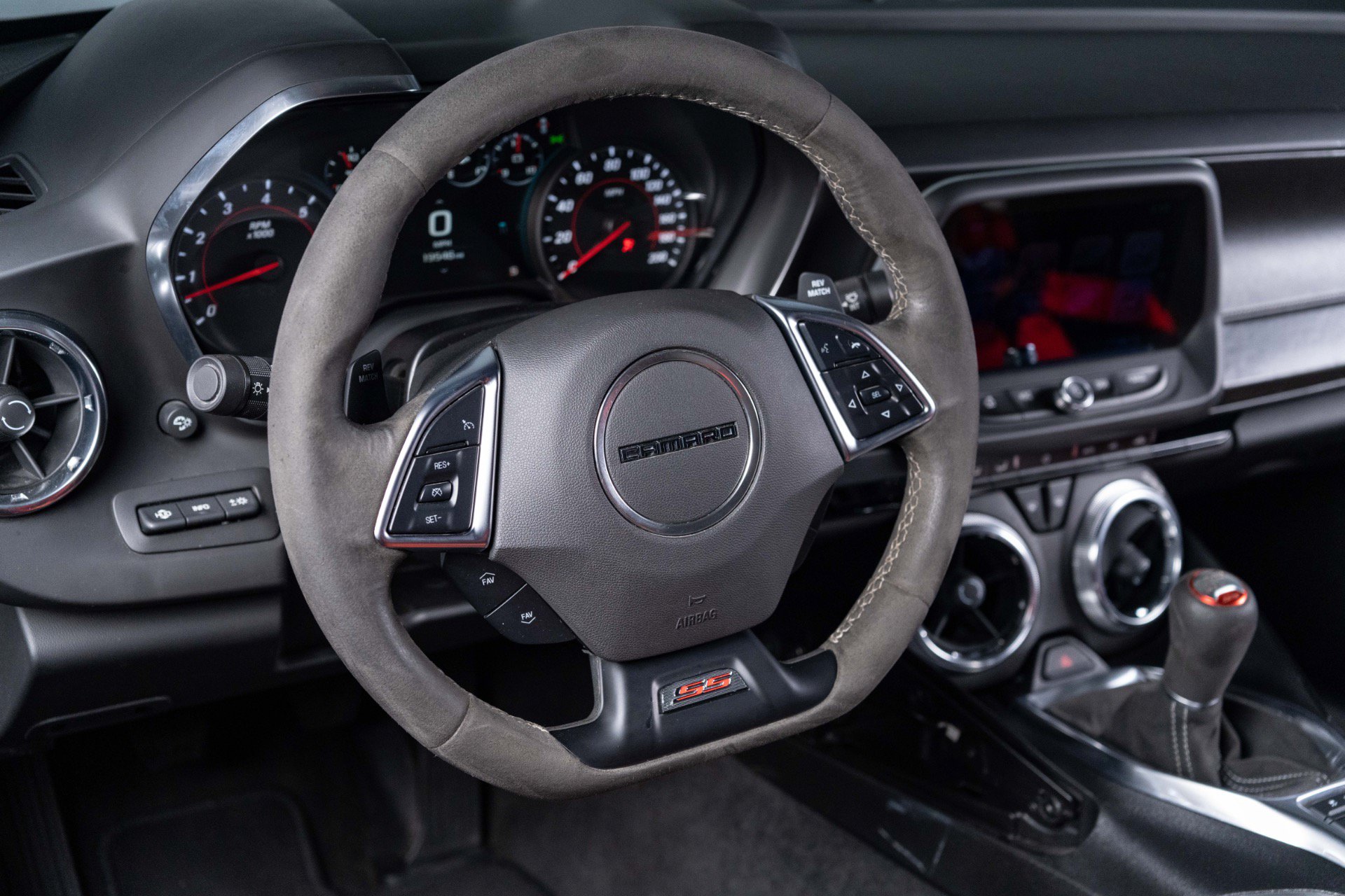 Used 2018 Chevrolet Camaro SS RWD image 67